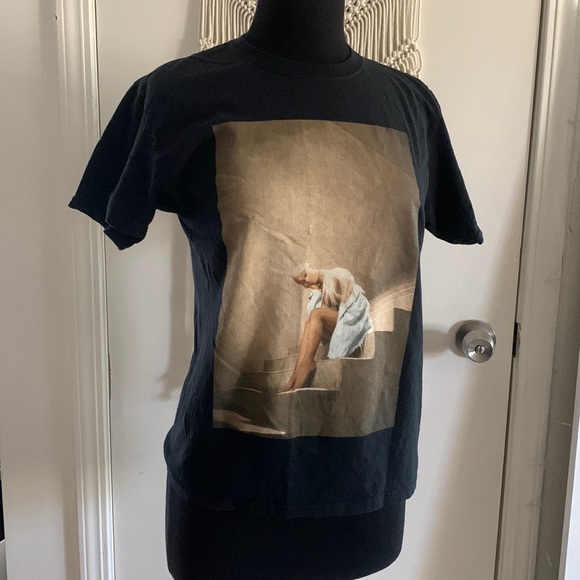 Hot Topic Tops - ARIANA GRANDE TEE